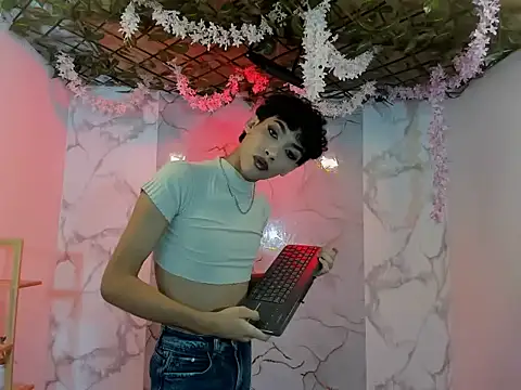 DAHNE HOT  online show from 14, 5, 2026