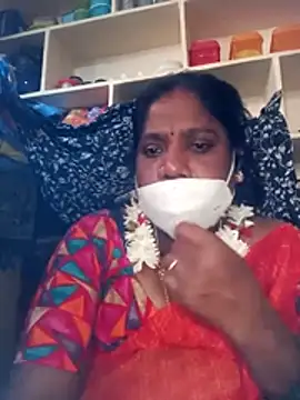 Snapshot of swetha10 chatting on 17, 7, 2026 swetha10 online show from 17, 7, 2026