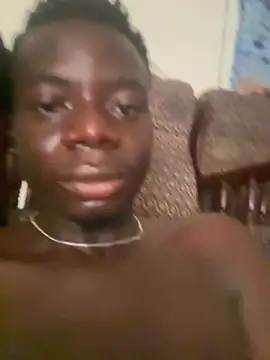 Lhommemasquer12 online show from 19, 4, 2026