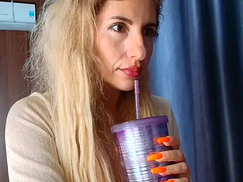  horny sexy  online show from 4, 11, 2025