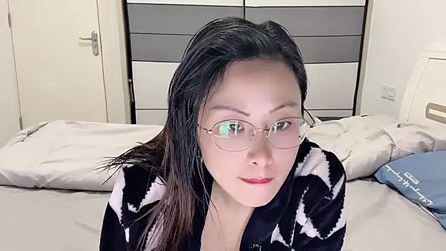 01knioka online show from 23, 4, 2026