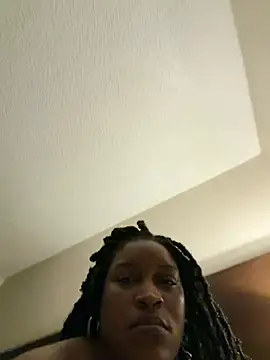 Snapshot of thedarkenchantress chatting on 23, 5, 2026 thedarkenchantress online show from 23, 5, 2026
