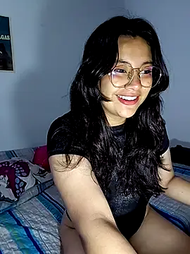 Snapshot of _Juno chatting on 24, 4, 2026 Juno online show from 24, 4, 2026