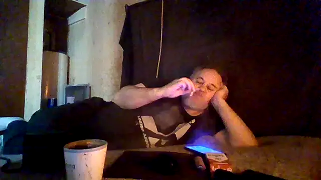 Nightshade1195 online show from 6, 5, 2026