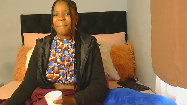 julianaa19 online show from 28, 5, 2026