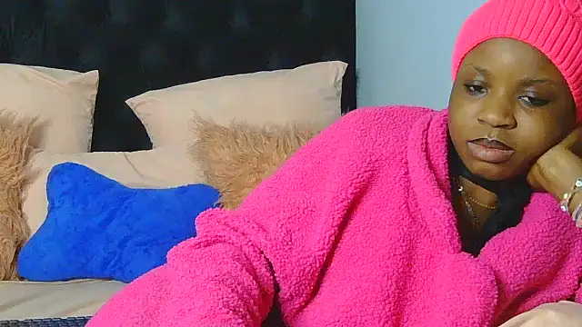 Snapshot of julianaa19 chatting on 19, 6, 2026 julianaa19 online show from 19, 6, 2026