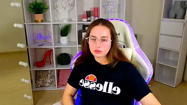 NadinnL online show from 21, 5, 2026