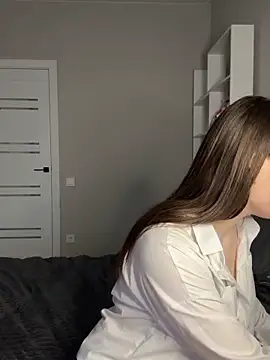 Emmy Boobssss online show from 20, 4, 2026