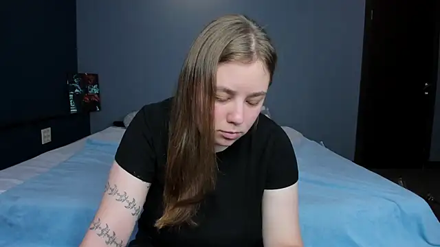 Boobsy girl online show from 8, 7, 2026