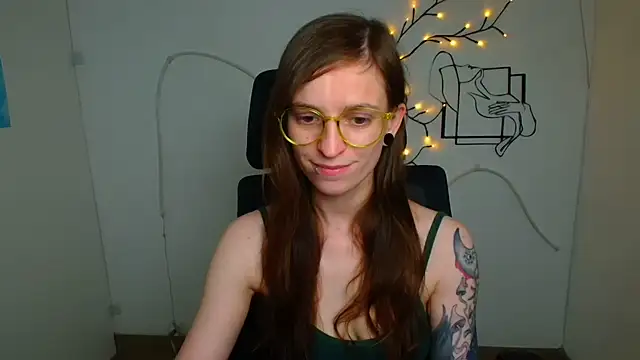 Luna Tantra online show from 16, 7, 2026