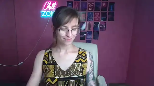 Luna Tantra online show from 27, 7, 2026