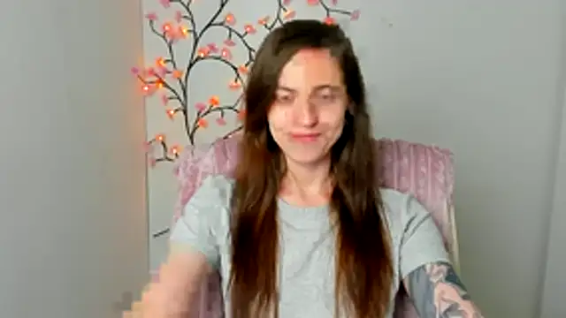 Snapshot of Luna_Tantra chatting on 21, 5, 2026 Luna Tantra online show from 21, 5, 2026