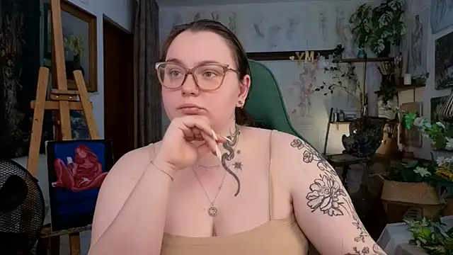 Snapshot of CatherineClaire chatting on 9, 5, 2026 CatherineClaire online show from 9, 5, 2026