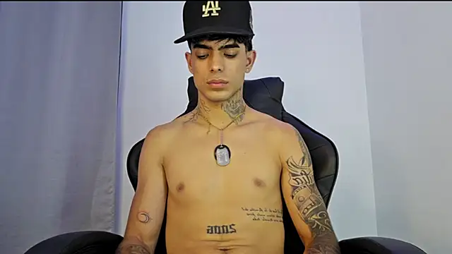 MIGUEL AGUIRRECA online show from 21, 4, 2026