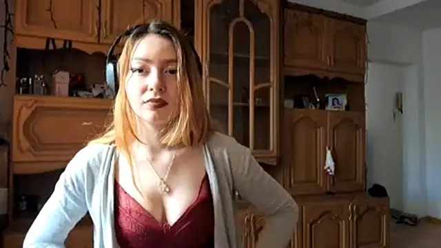 LubaGiovanni online show from 27, 4, 2026