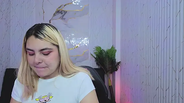 prettyy tay online show from 27, 5, 2026