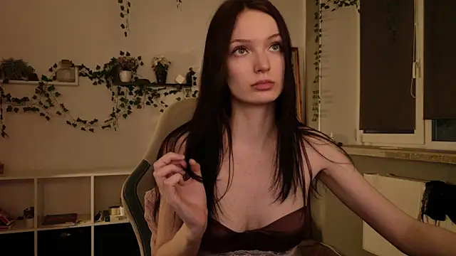 Snapshot of justAnie chatting on 21, 4, 2026 justAnie online show from 21, 4, 2026