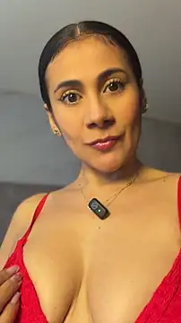 Snapshot of Laia_Hills chatting on 19, 5, 2026 Laia Hills online show from 19, 5, 2026
