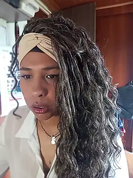 Snapshot of Ivon_C chatting on 27, 5, 2026 Ivon C online show from 27, 5, 2026