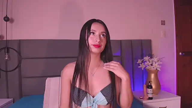 Snapshot of AnnSmith_ chatting on 4, 6, 2026 AnnSmith online show from 4, 6, 2026