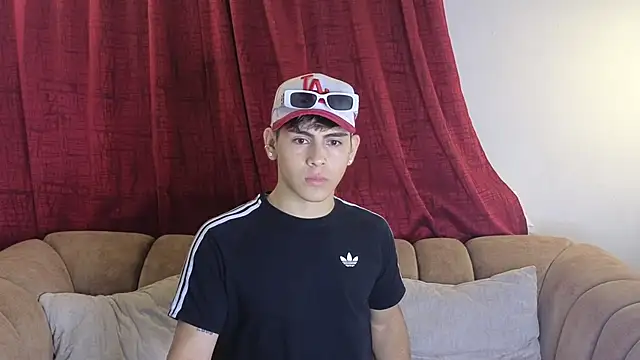 josethariaz25 online show from 26, 4, 2026