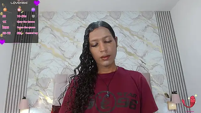 Mia Hiills online show from 6, 6, 2026