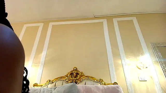 Snapshot of PaulineKosh chatting on 22, 7, 2026 PaulineKosh online show from 22, 7, 2026
