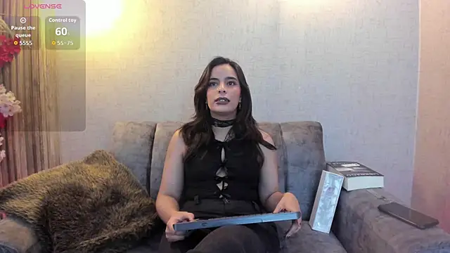 ShantalBr online show from 25, 7, 2026