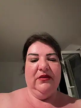 curvymilfmicha online show from 13, 7, 2026