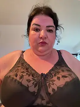 curvymilfmicha online show from 9, 7, 2026