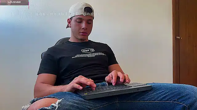 Maxx valiant online show from 31, 5, 2026