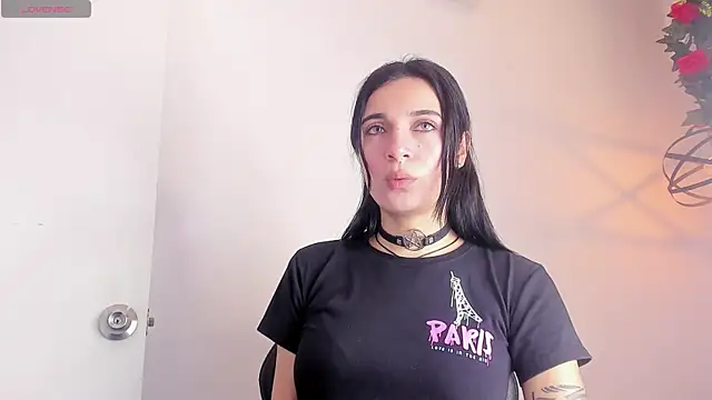 Snapshot of MilaWhitte chatting on 15, 7, 2026 MilaWhitte online show from 15, 7, 2026