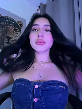 IsabellaNoir  online show from 21, 5, 2026