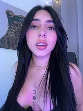 IsabellaNoir  online show from 10, 5, 2026