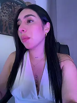 IsabellaNoir  online show from 27, 4, 2026