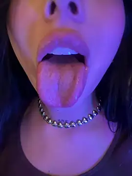 IsabellaNoir  online show from 2, 6, 2026