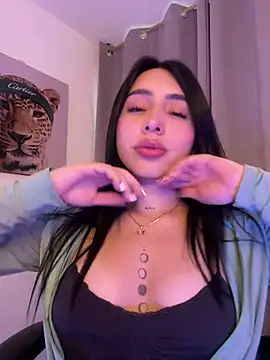 IsabellaNoir  online show from 22, 5, 2026