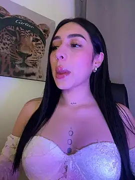 IsabellaNoir  online show from 14, 5, 2026