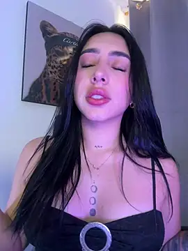 IsabellaNoir  online show from 24, 4, 2026