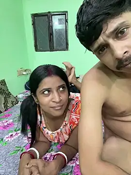 hot-couple-0 online show from 10, 6, 2026