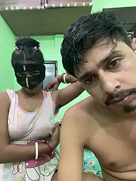 hot-couple-0 online show from 9, 6, 2026