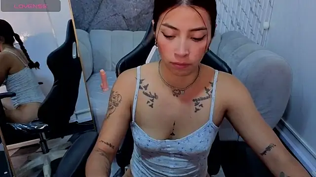laurab91 online show from 6, 5, 2026