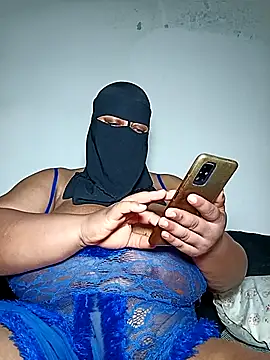 Loly mor26 online show from 4, 8, 2026
