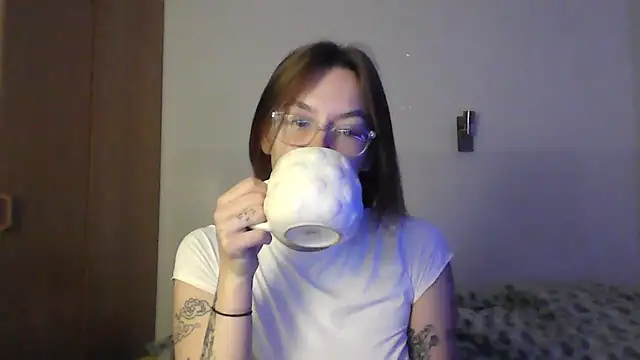 JuicyErika online show from 6, 6, 2026