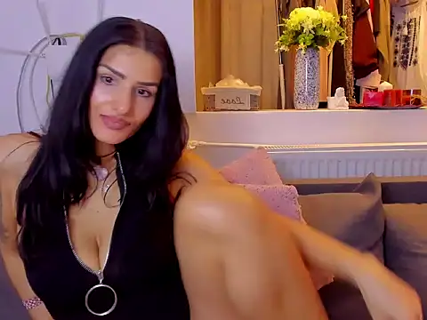 Snapshot of Milfchellle chatting on 23, 4, 2026 Milfchellle online show from 23, 4, 2026