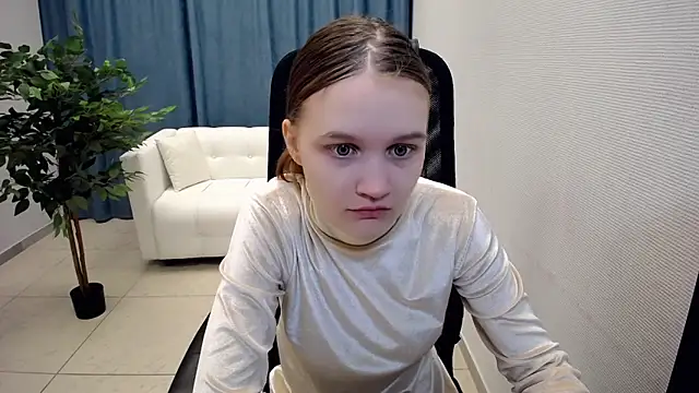  donnaSia  online show from 24, 5, 2026