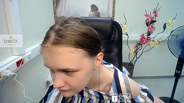  donnaSia  online show from 25, 7, 2026