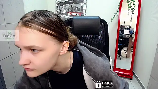  donnaSia  online show from 6, 6, 2026