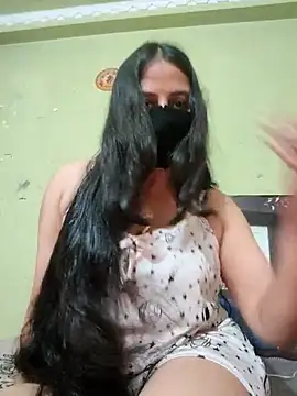 Snapshot of Priya_9945 chatting on 7, 6, 2026 Priya 9945 online show from 7, 6, 2026