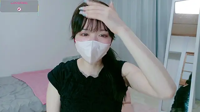 mayu chan  online show from 5, 7, 2026